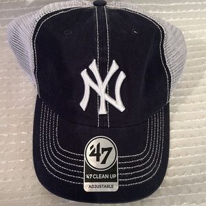 Brand New Yankees hat!